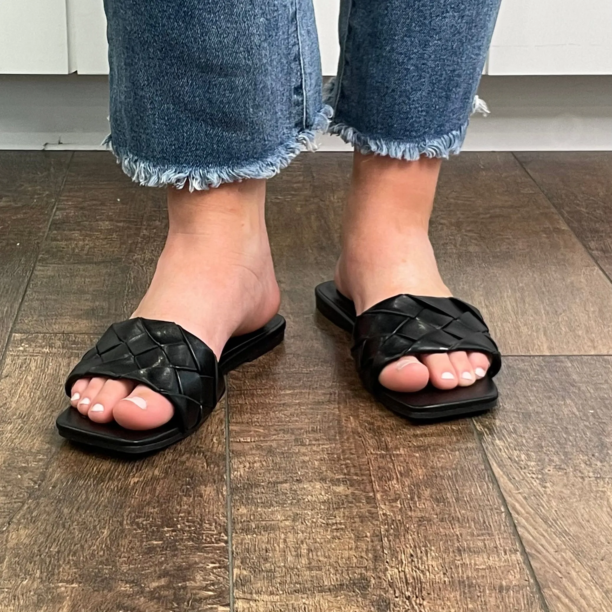 Black Corter Soda Slide Sandal