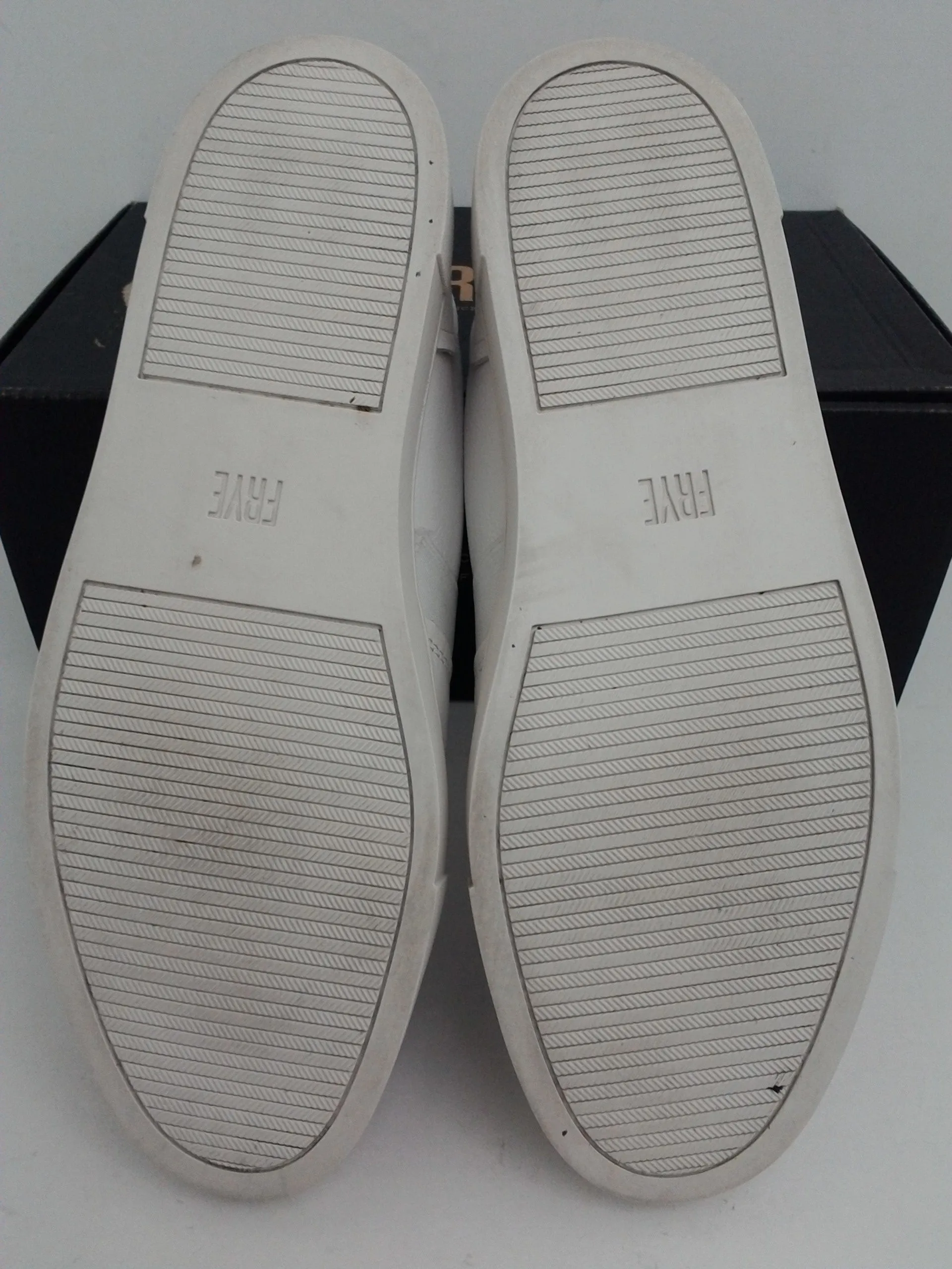 Frye Women's Ivy Slip On Sneaker White Leather Size 9.5 M