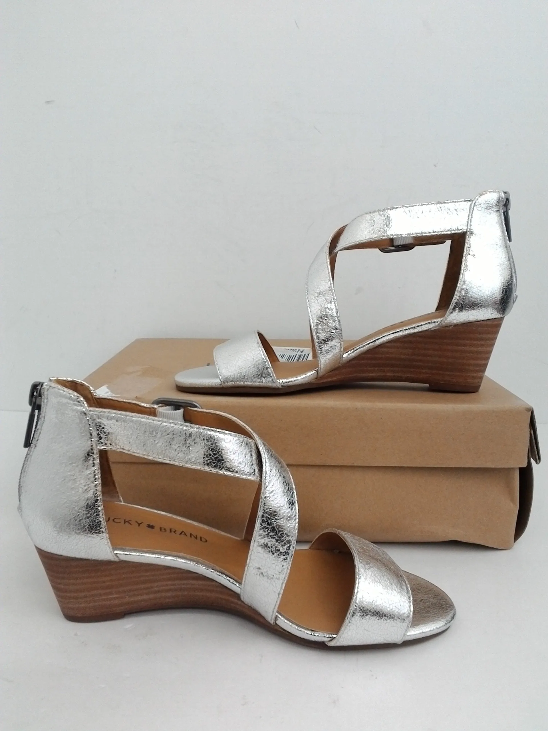 Lucky Brand Women's Jenley Silver Luther Wedge Sandal Size 5.5 M