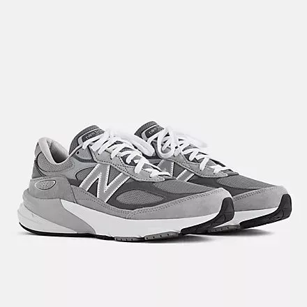 Men's 990 V6