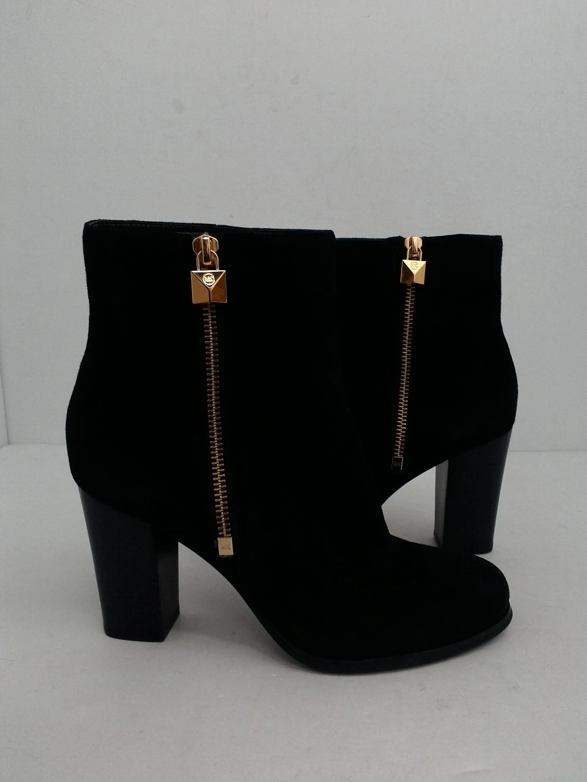 Michael Kors Women's Black Suede Booties Size 6.5 M