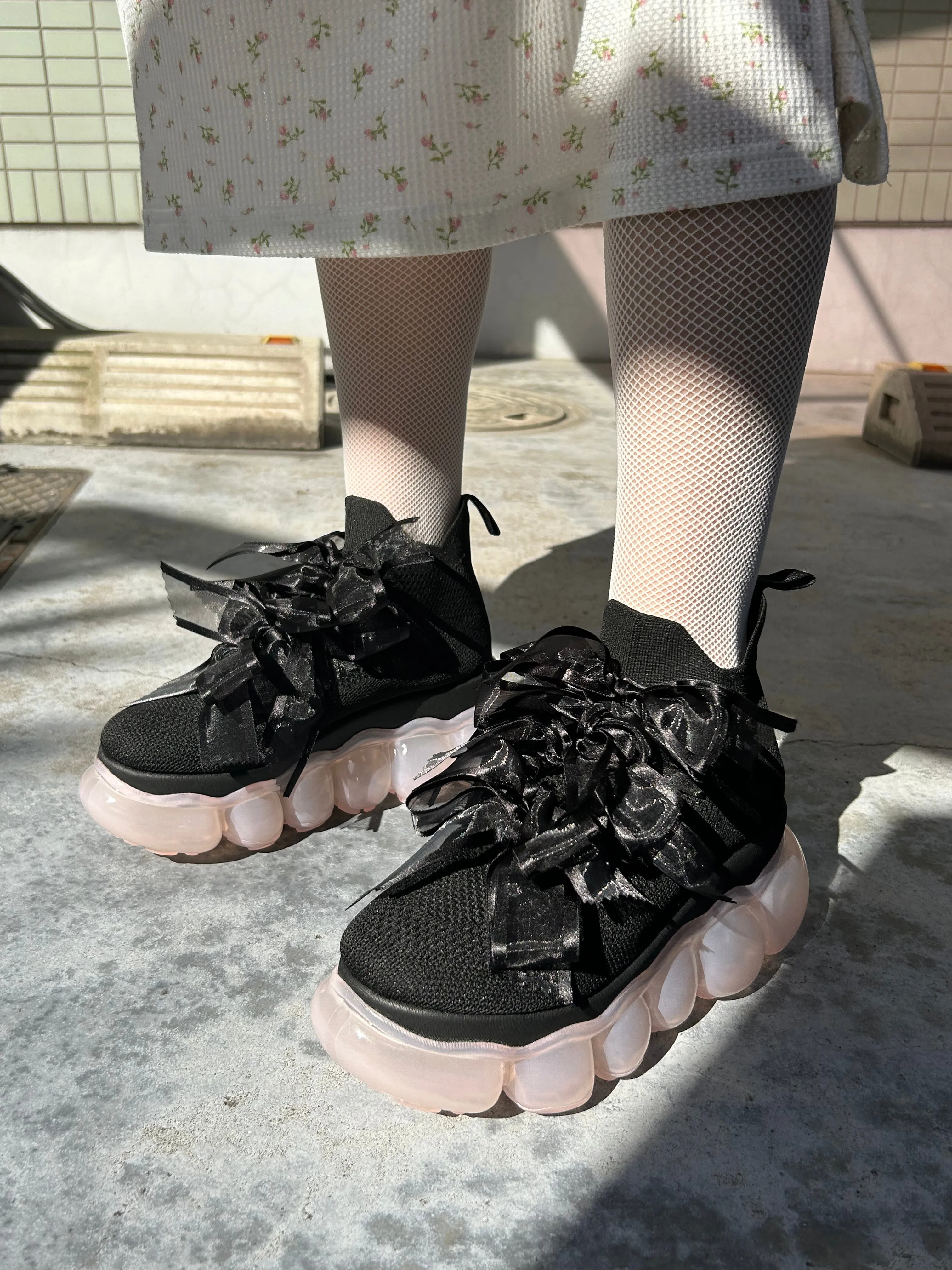 "Jewelry" High  Ribbon Shoes / Pink Black