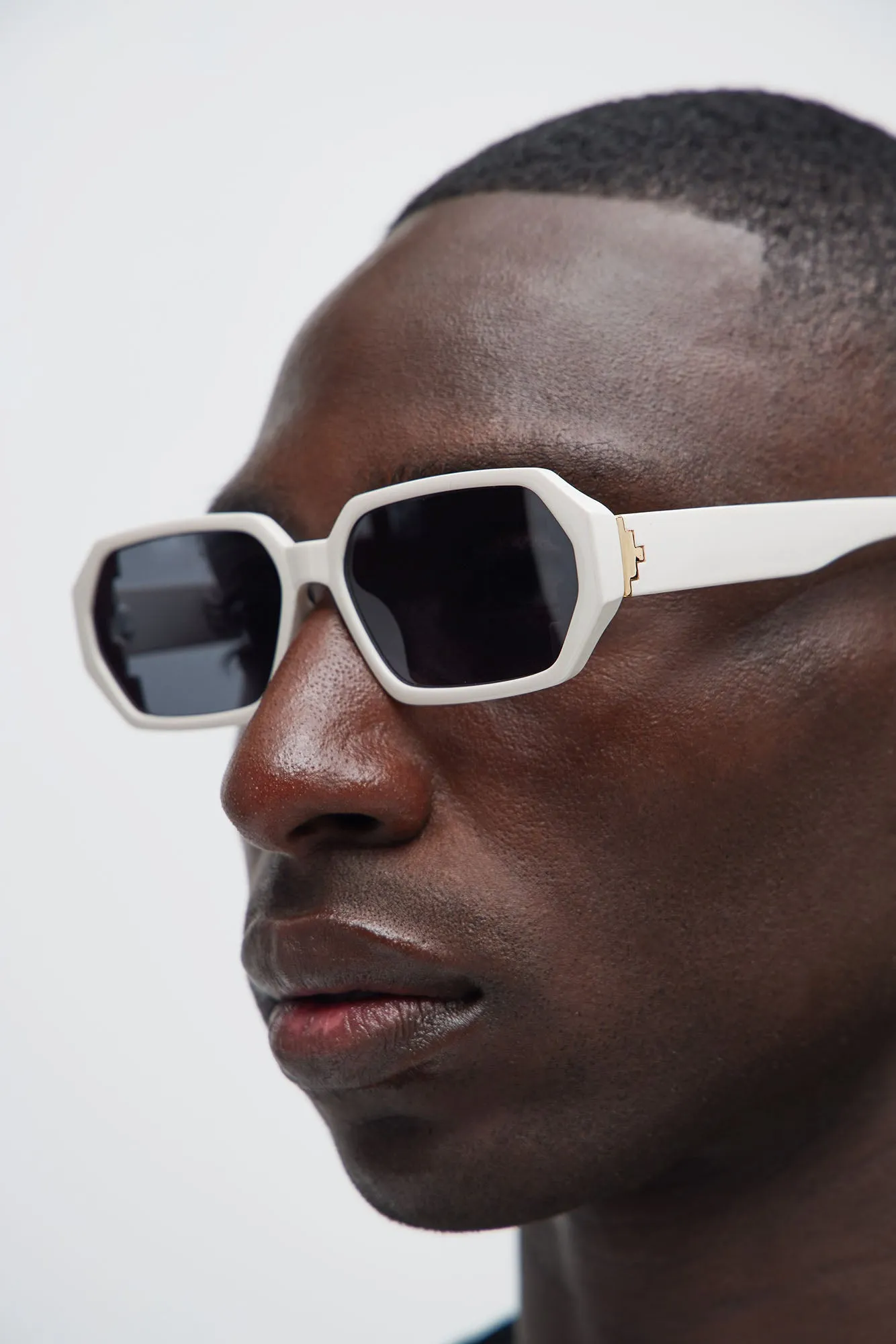 Vintage Sunset Sunglasses - Off White